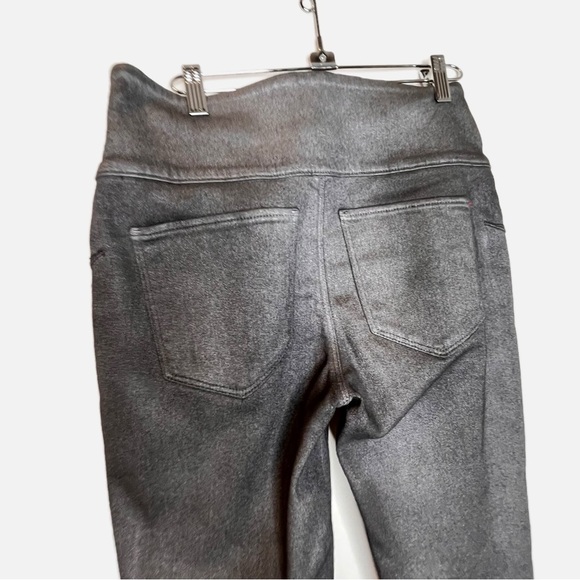 Spanx Solace 2310 Pewter Gray Wax Denim Jeans Jeggings W-212 Size Small - Picture 5 of 6